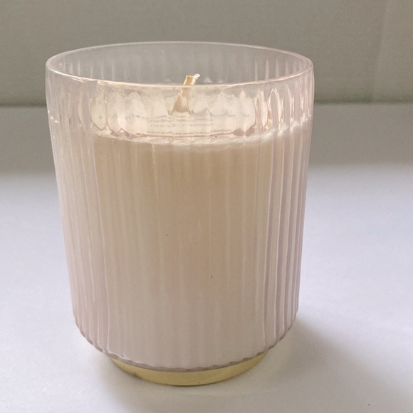 TRES JOLIE Sugared Citrus Scented Spring Collection Candle 10 oz - Picture 2 of 7